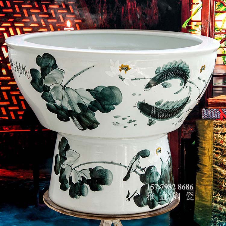 景德鎮高腳陶瓷魚缸蓮年有余-側面