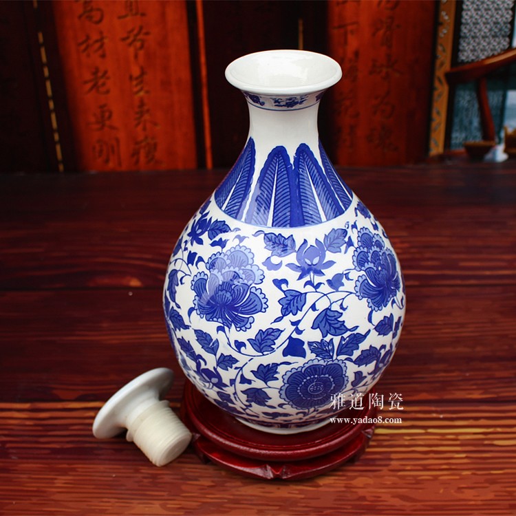 二斤酒壇子批發青花纏枝蓮