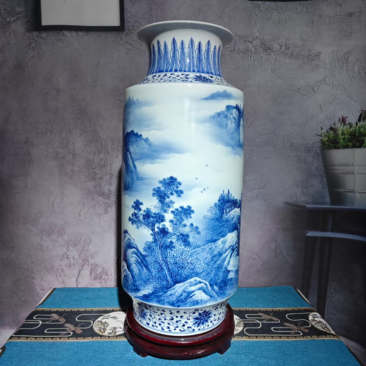 景德鎮手繪青花瓷山水陶瓷花瓶(春醉山鄉）(圖1)